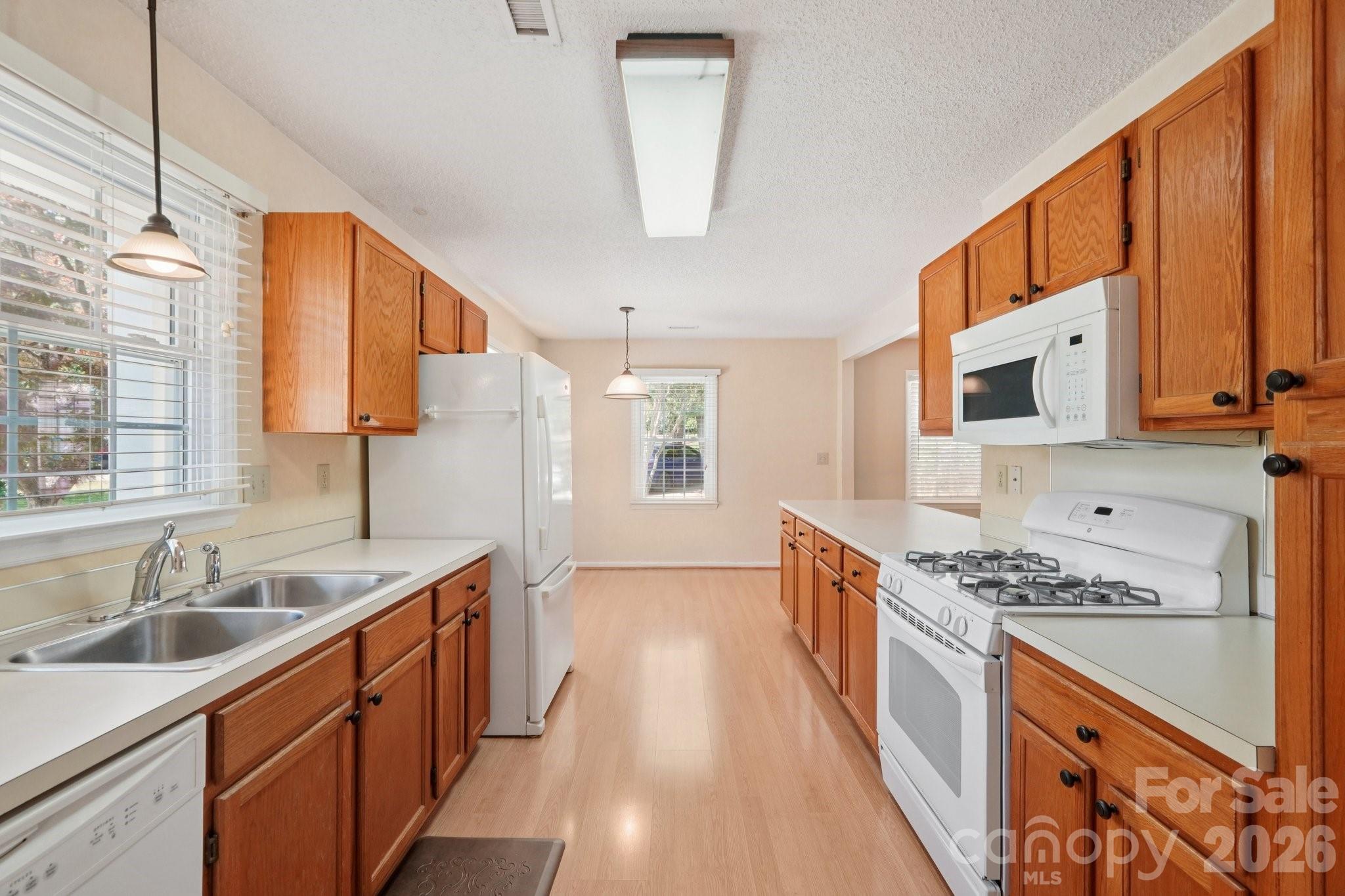 8801 Gamesford Drive Charlotte NC 28277