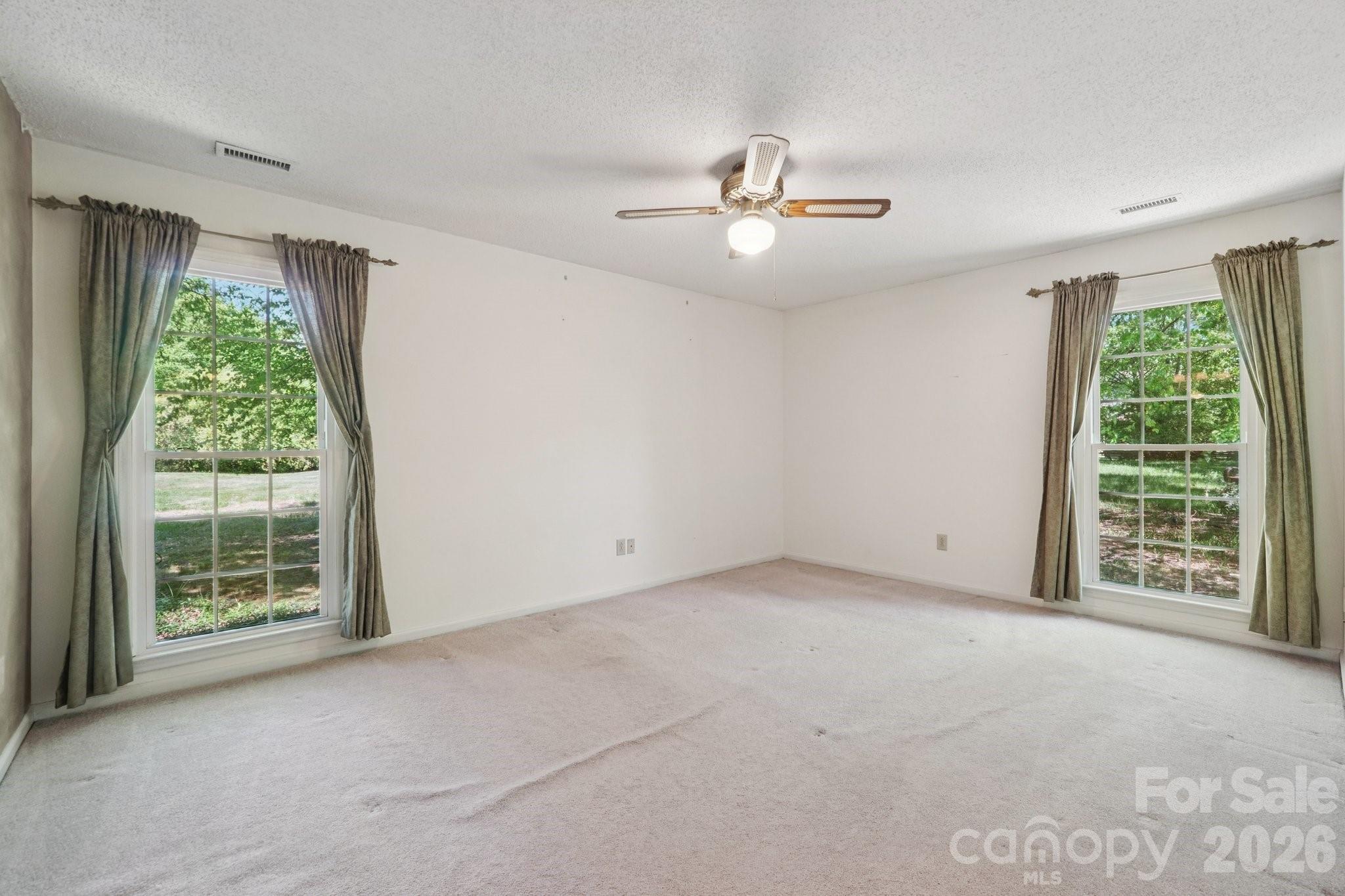 8801 Gamesford Drive Charlotte NC 28277