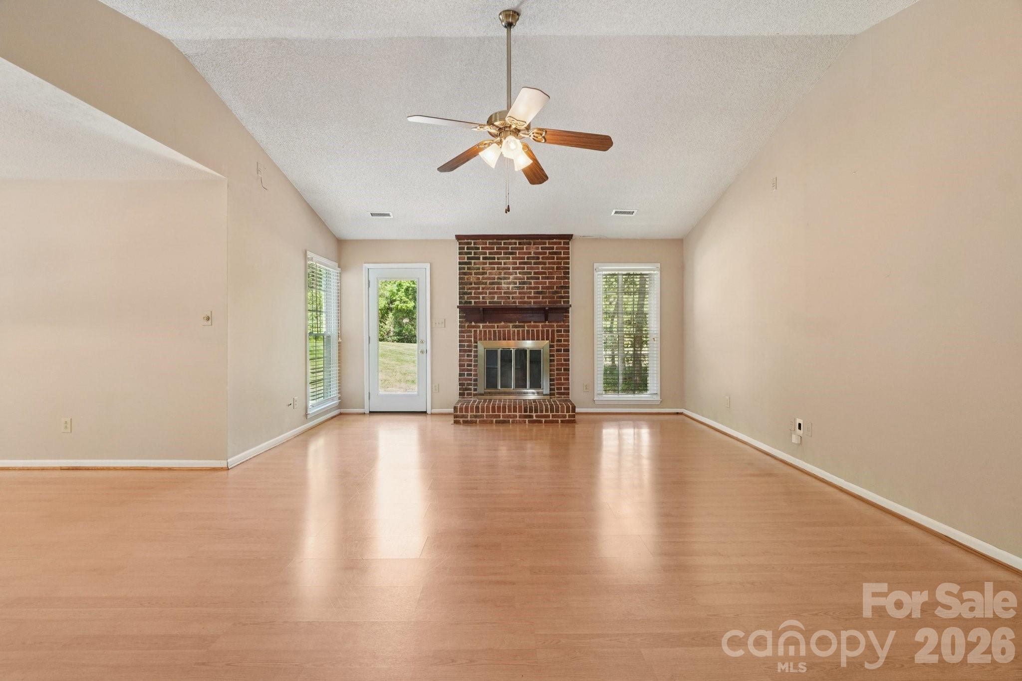 8801 Gamesford Drive Charlotte NC 28277
