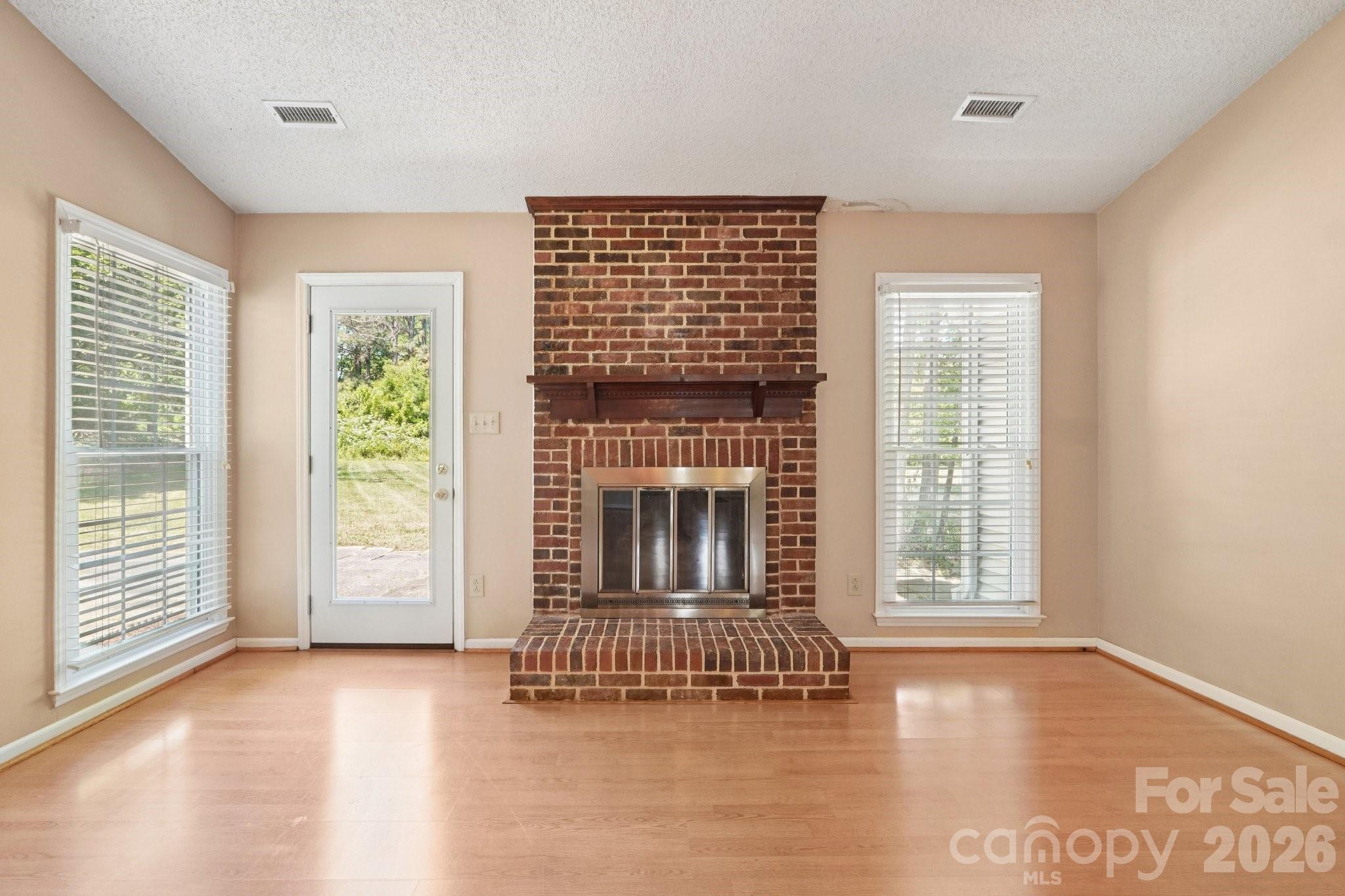 8801 Gamesford Drive Charlotte NC 28277