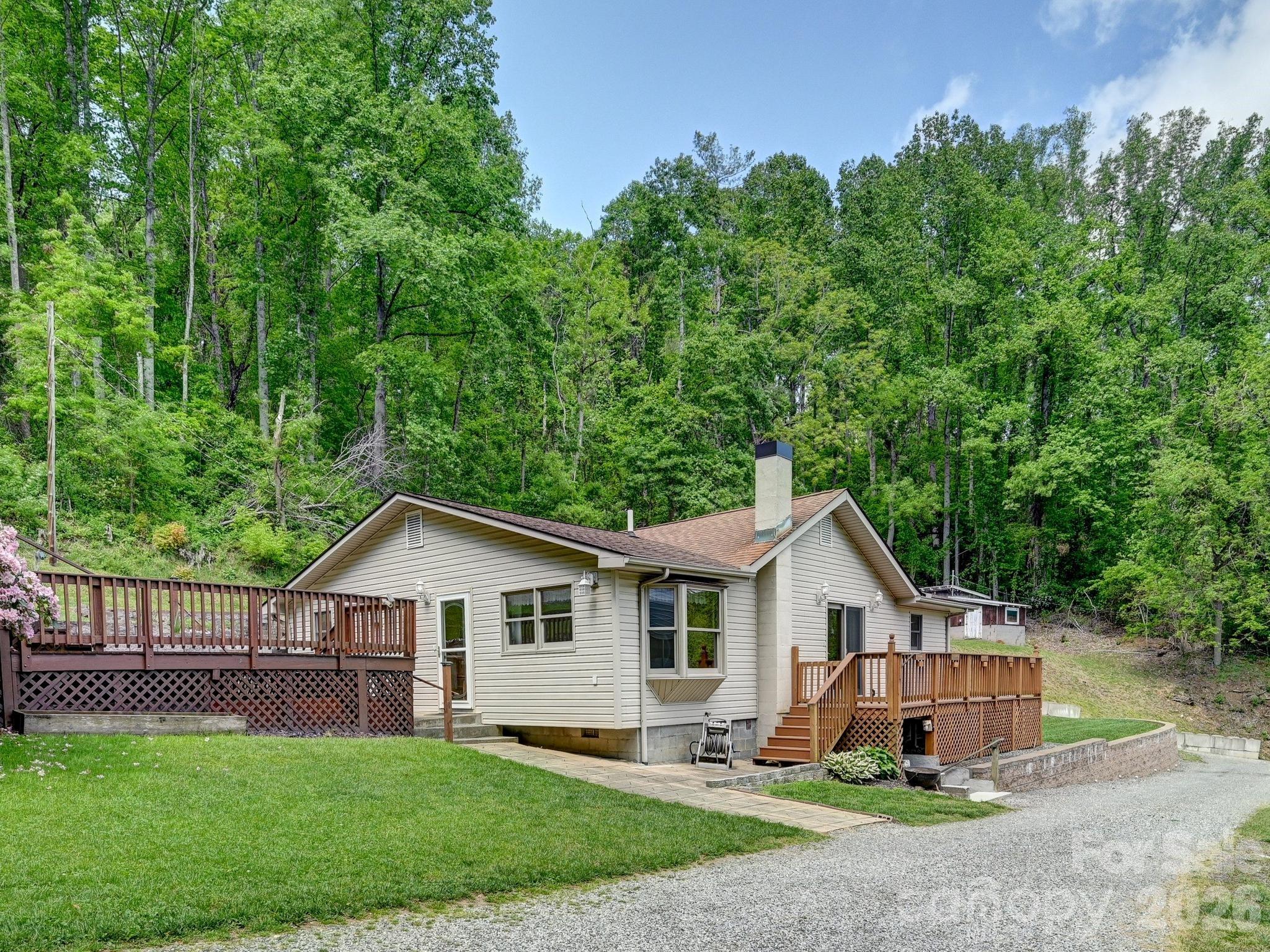 50 Eller Hollow Road Weaverville NC 28787