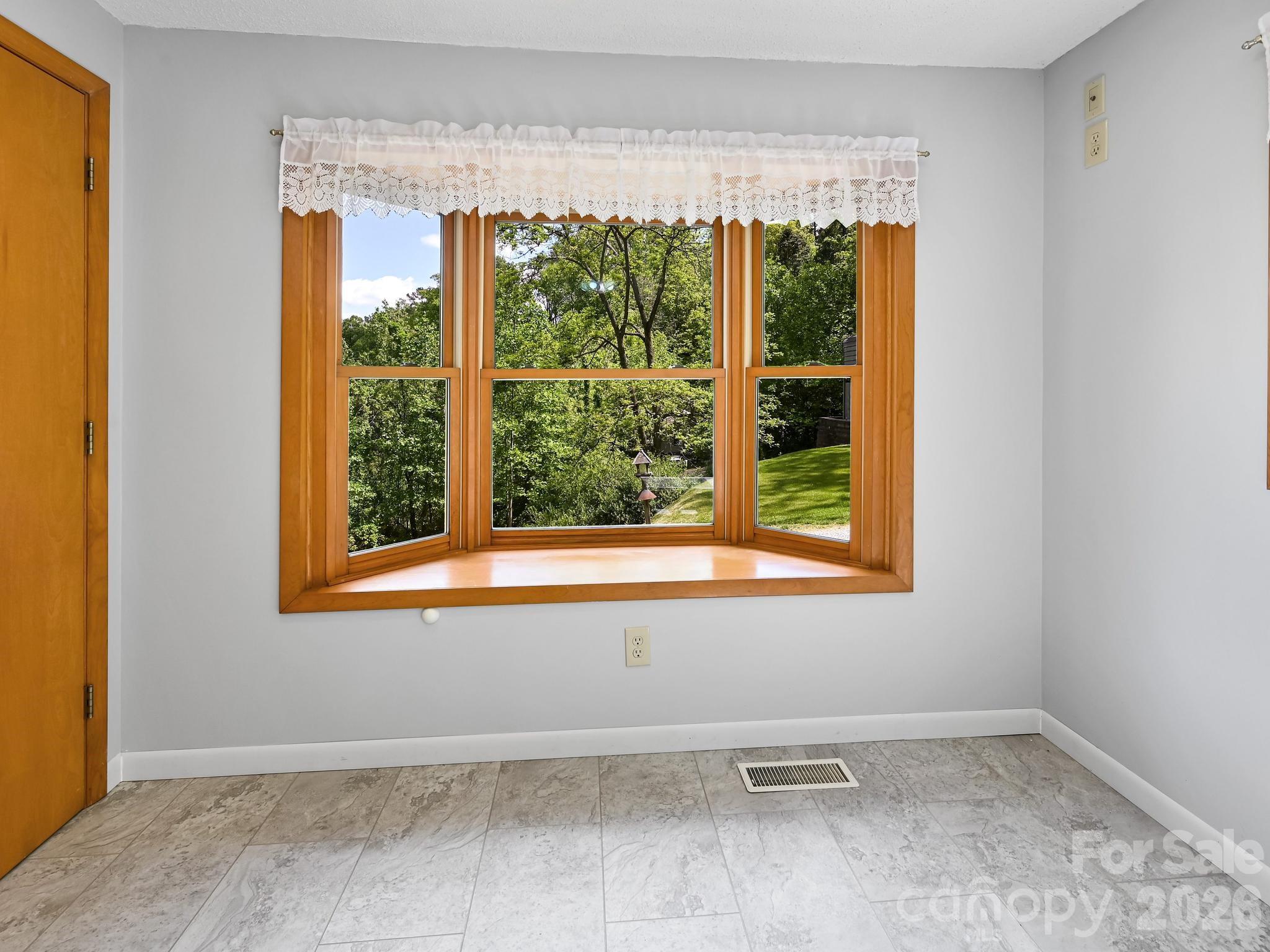 50 Eller Hollow Road Weaverville NC 28787
