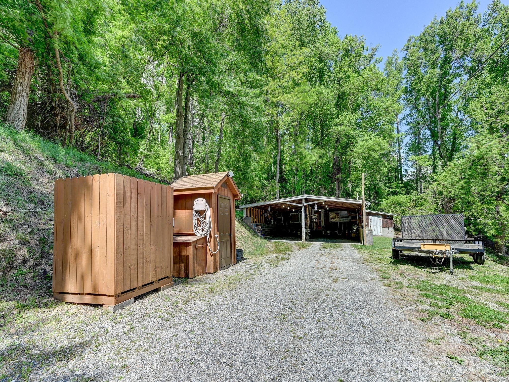 50 Eller Hollow Road Weaverville NC 28787