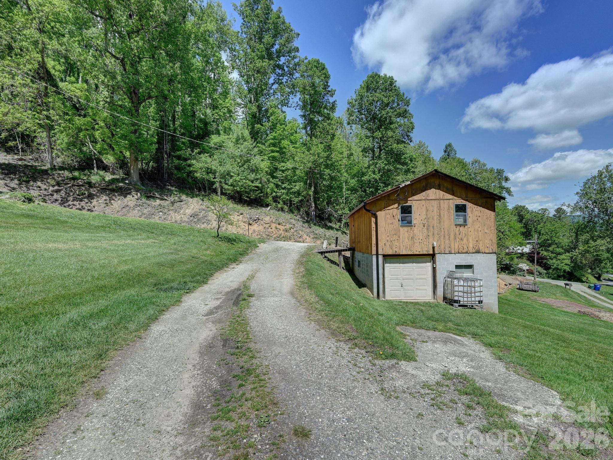 50 Eller Hollow Road Weaverville NC 28787