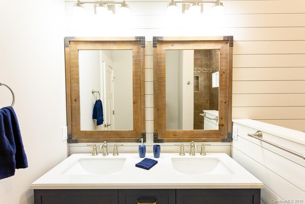 15 Verde Drive Asheville NC 28806