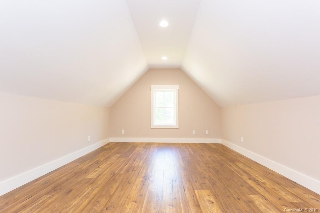 15 Verde Drive Asheville NC 28806