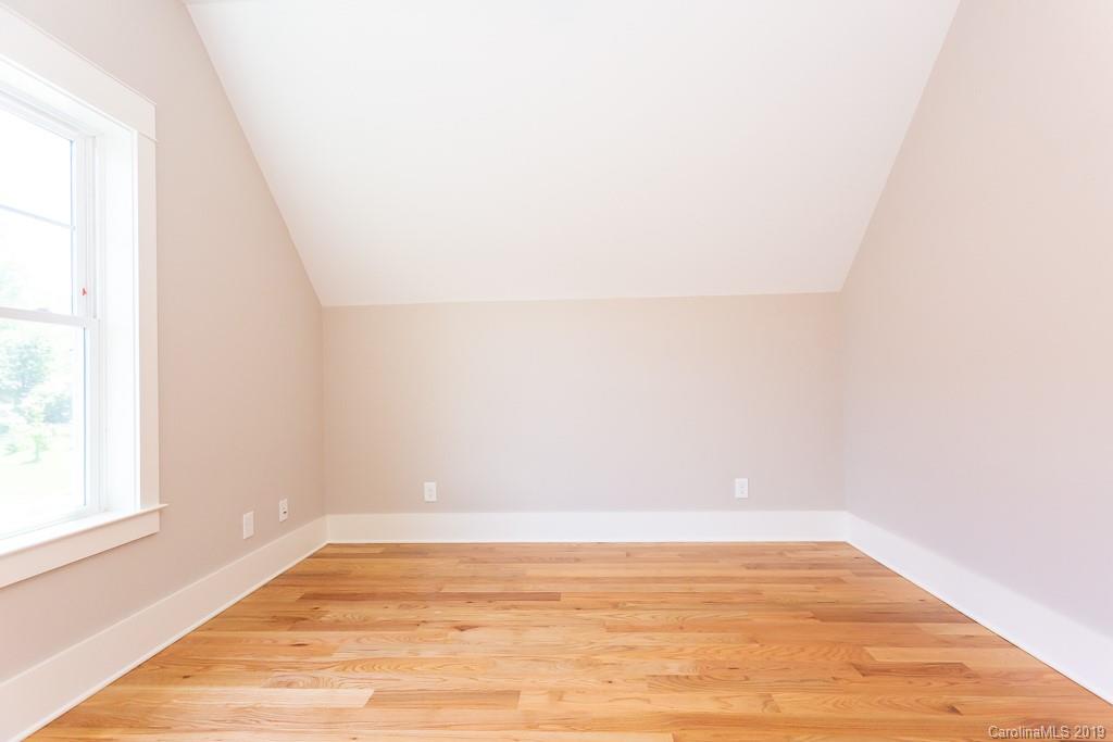 15 Verde Drive Asheville NC 28806