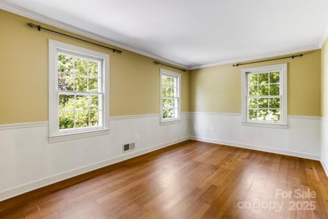 2 Honey Drive Asheville NC 28805