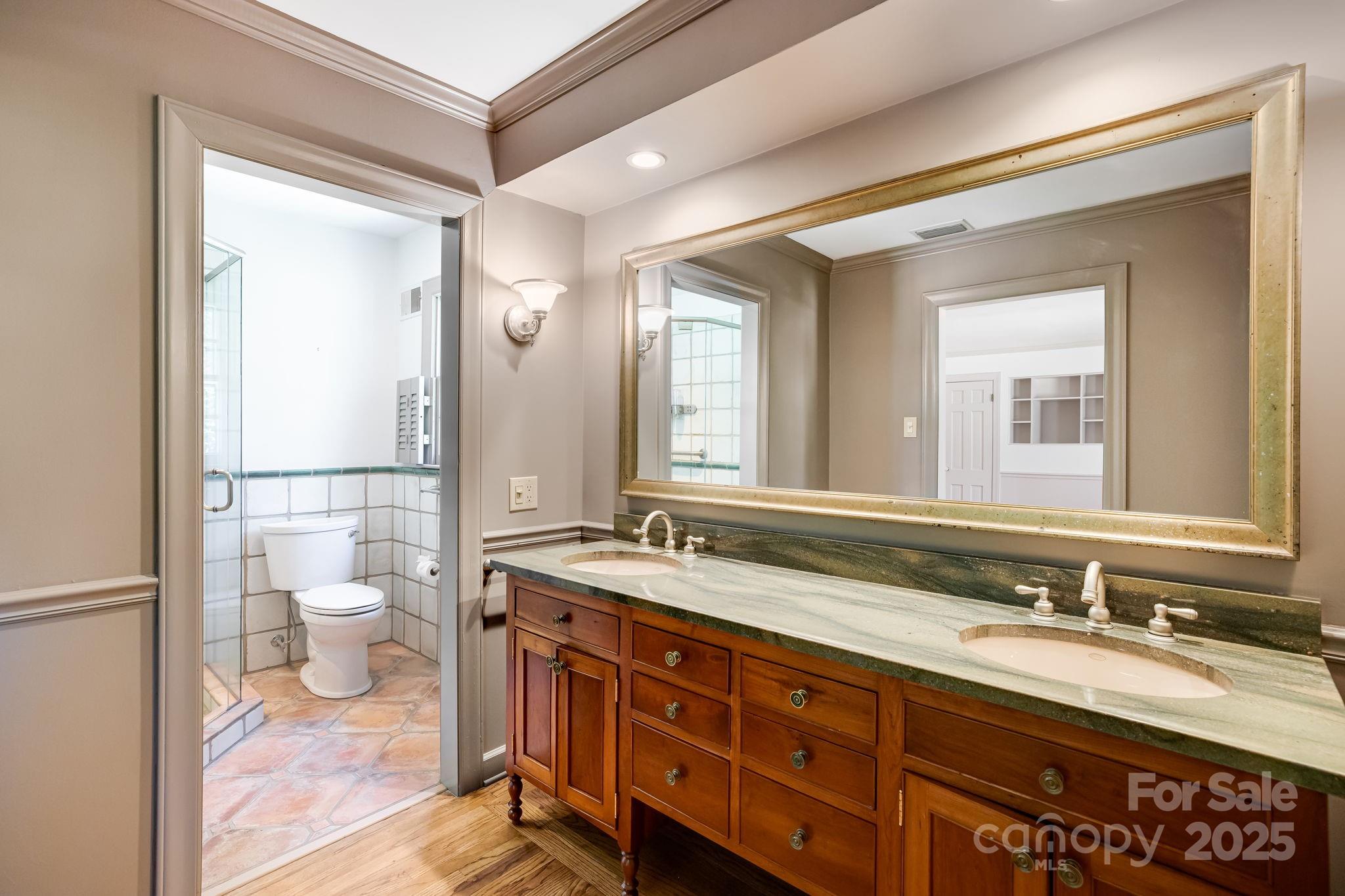 2 Honey Drive Asheville NC 28805