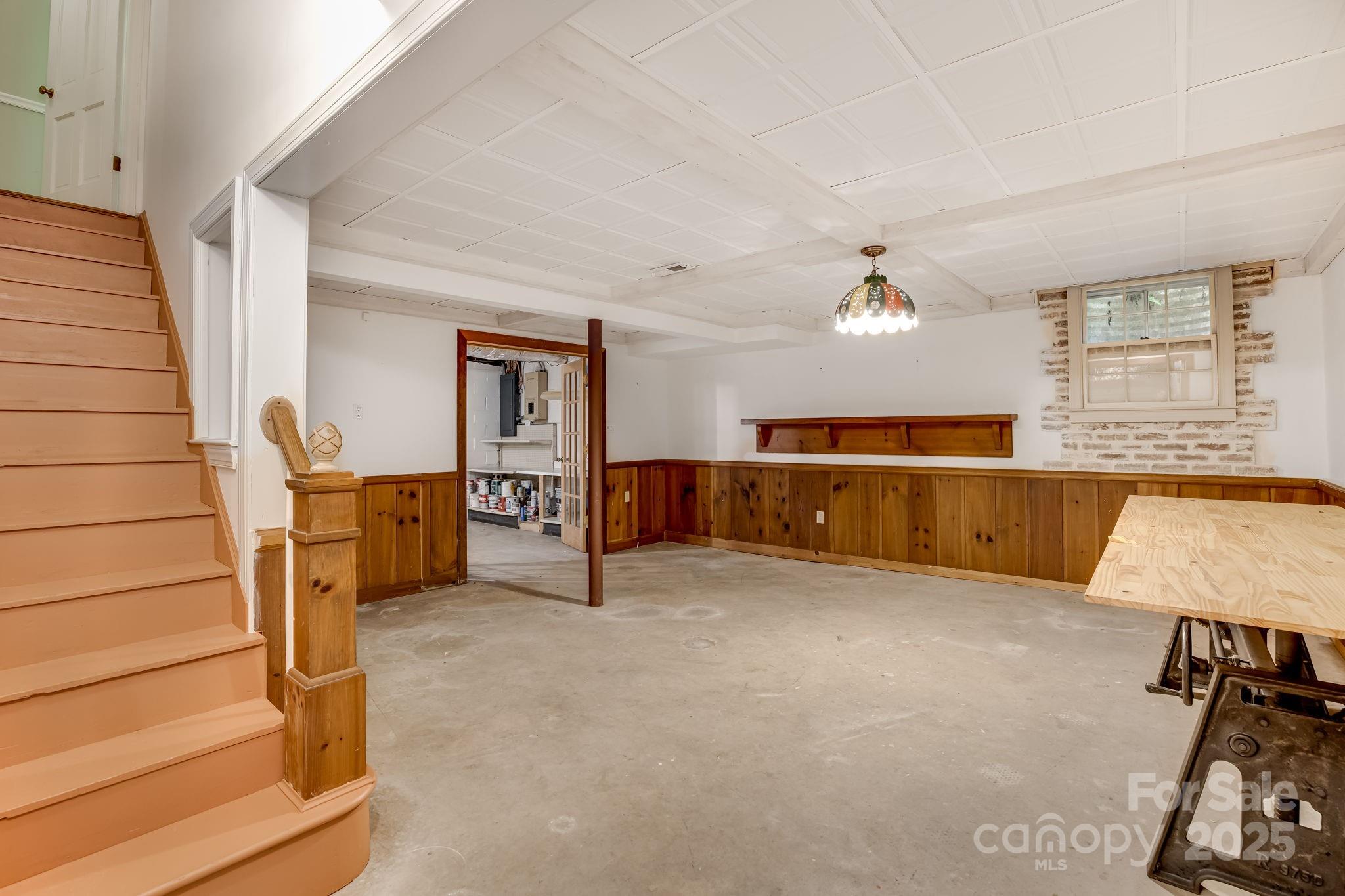 2 Honey Drive Asheville NC 28805