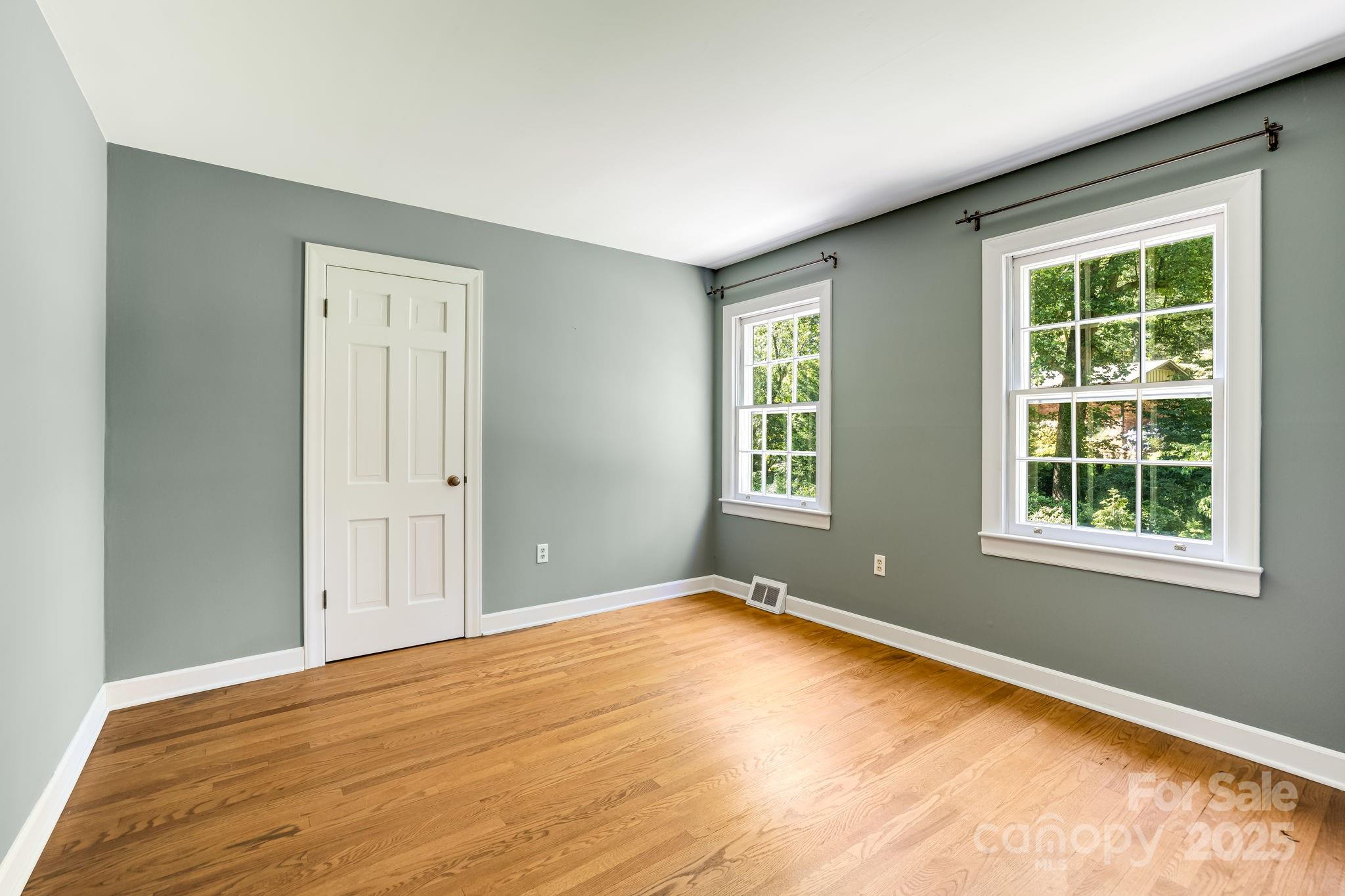 2 Honey Drive Asheville NC 28805