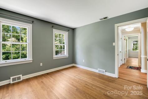 2 Honey Drive Asheville NC 28805