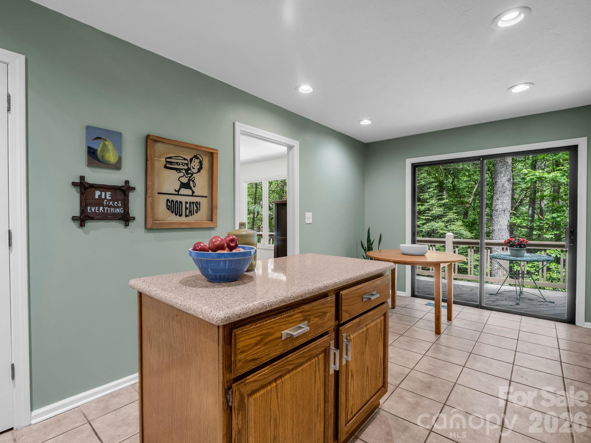 118 Timber Creek Road Hendersonville NC 28739
