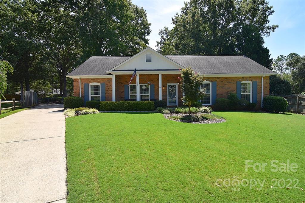 100 Apple Tree Court Matthews NC 28104