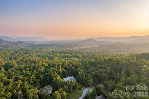 6 Grouse Terrace Fairview NC 28730