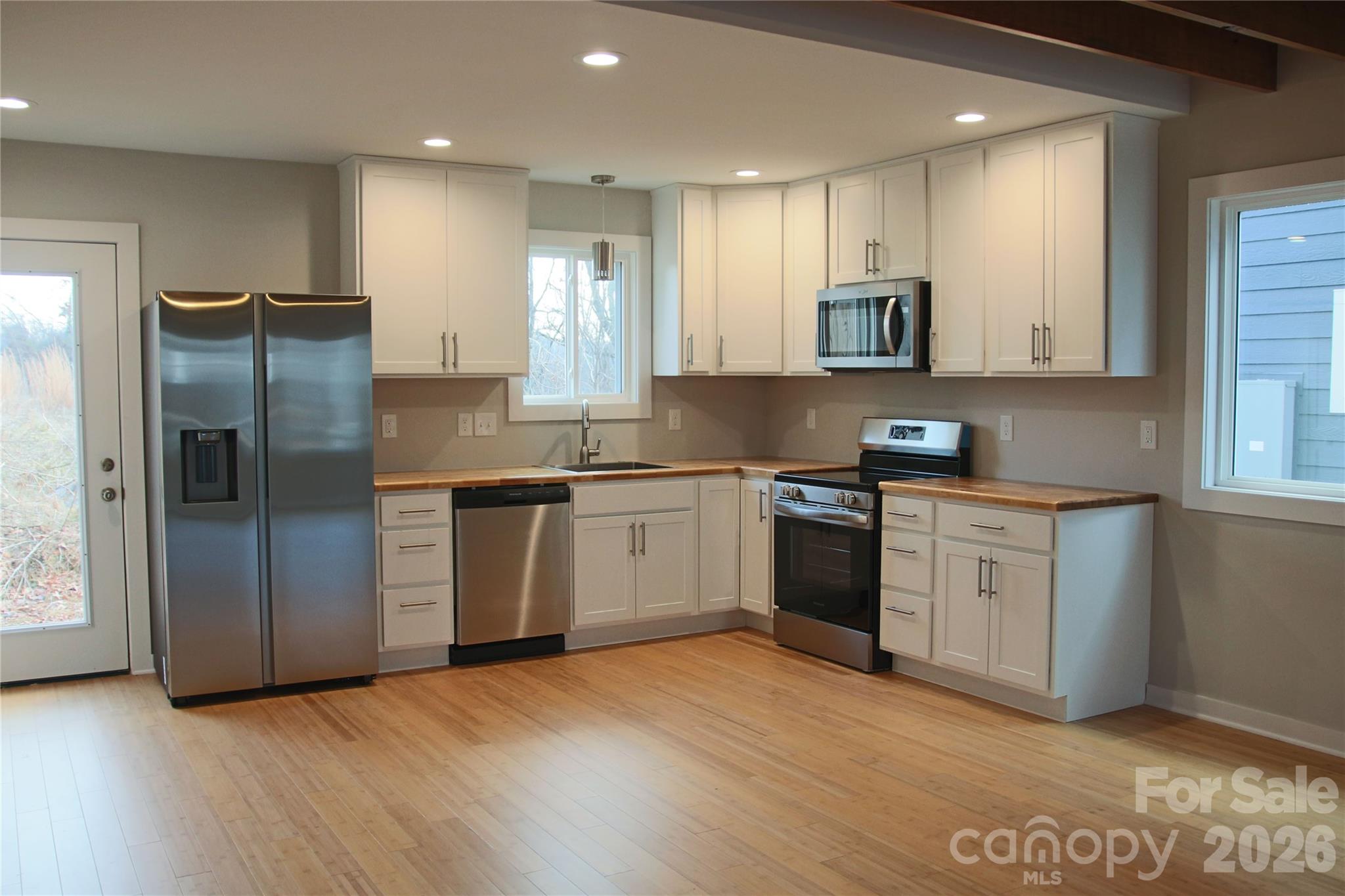 108 Lager Lane Asheville NC 28806