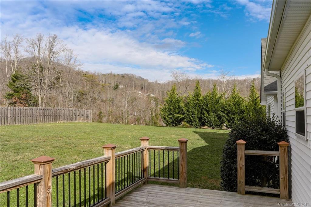 220 Pete Luther Road Candler NC 28715