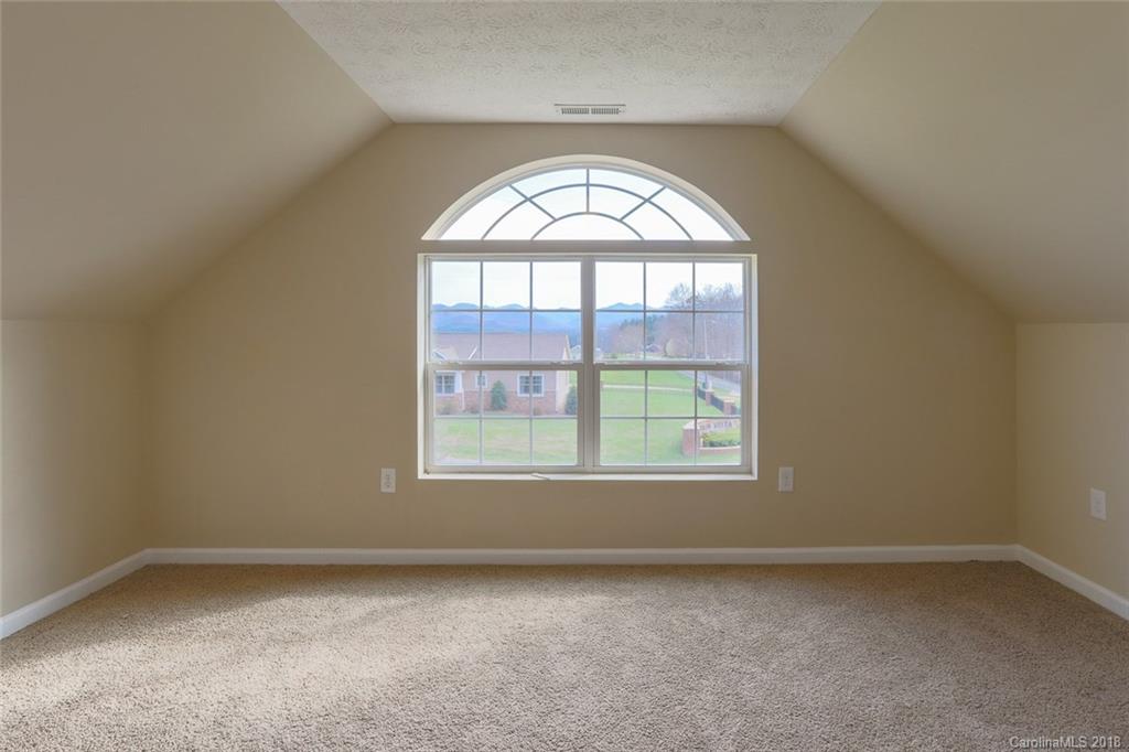 220 Pete Luther Road Candler NC 28715