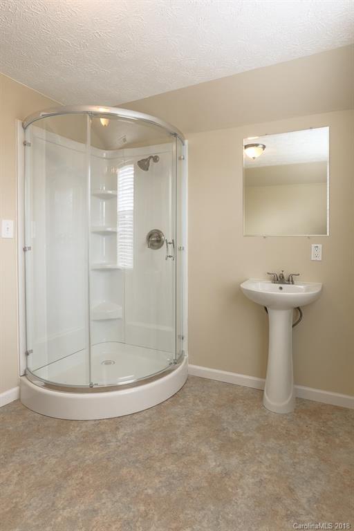 220 Pete Luther Road Candler NC 28715