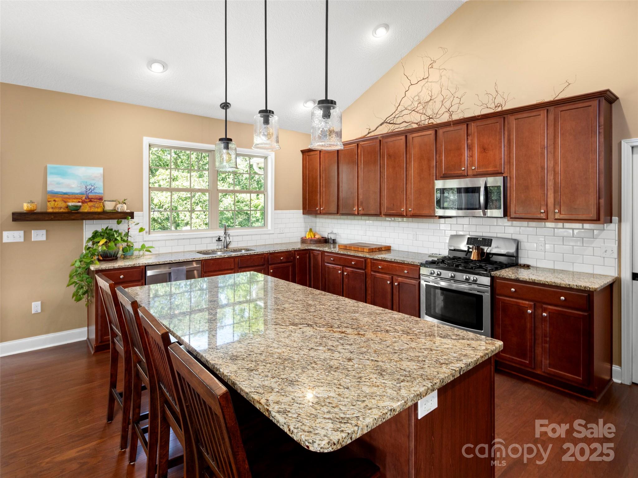 85 Alpine Way Weaverville NC 28787