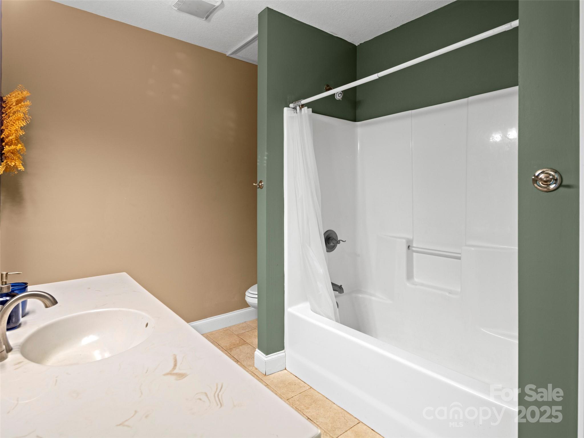 85 Alpine Way Weaverville NC 28787