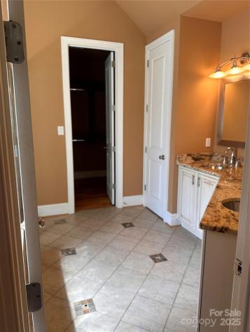 26 Stone House Road Arden NC 28704