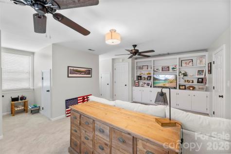 5061 Kentwood Drive Gastonia NC 28056