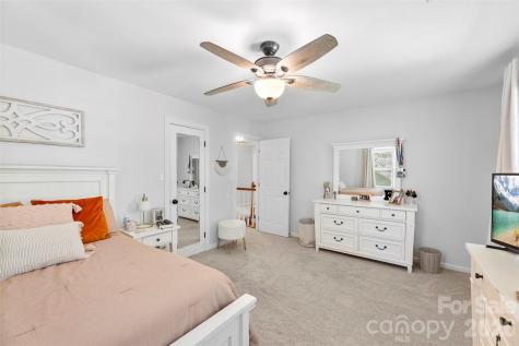 5061 Kentwood Drive Gastonia NC 28056