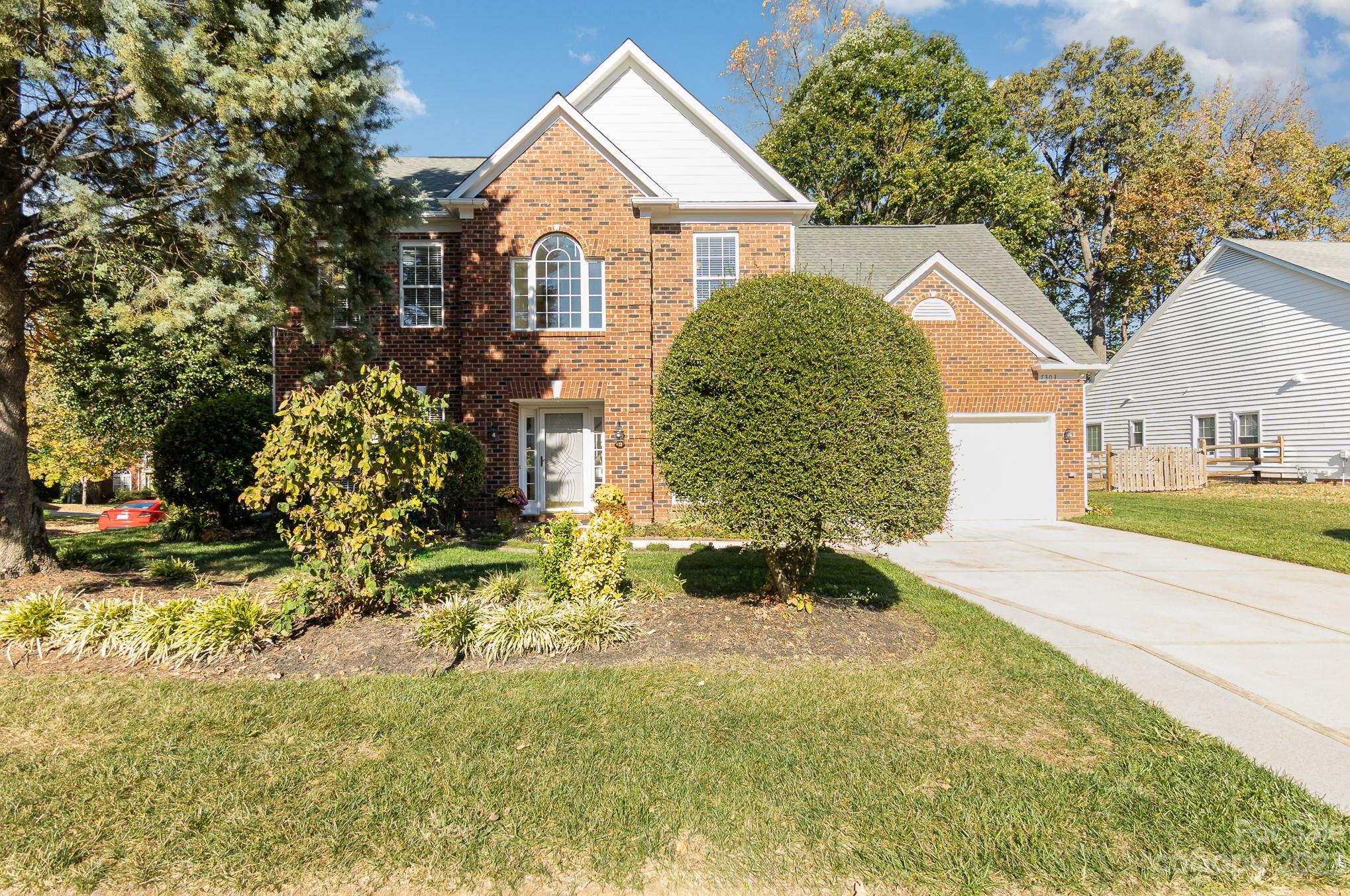 7303 Ridgefield Drive Charlotte NC 28269