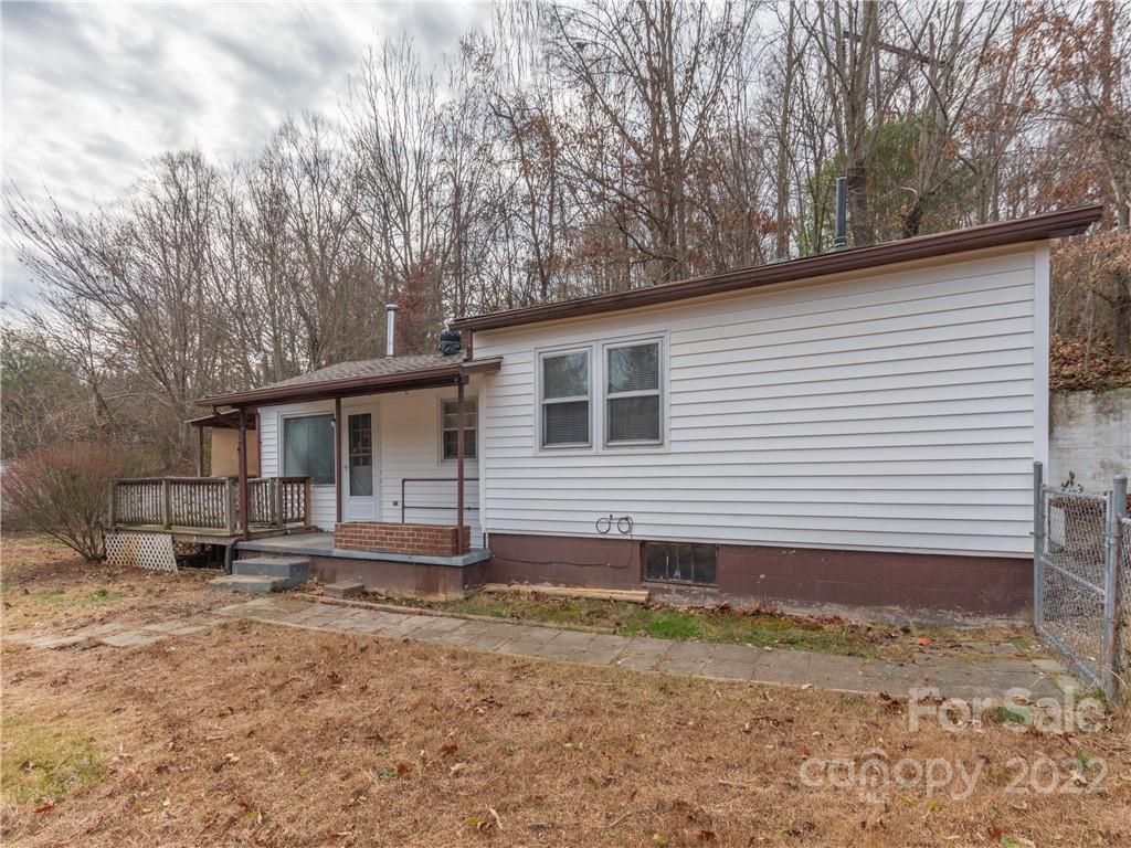78 Old Oak Hill Road Candler NC 28715