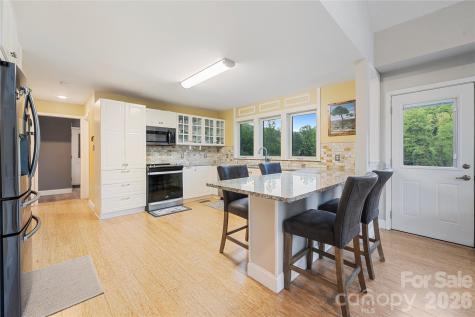 6029 Mulberry Church Road Lenoir NC 28645