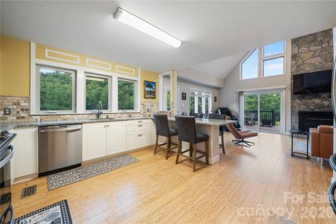 6029 Mulberry Church Road Lenoir NC 28645