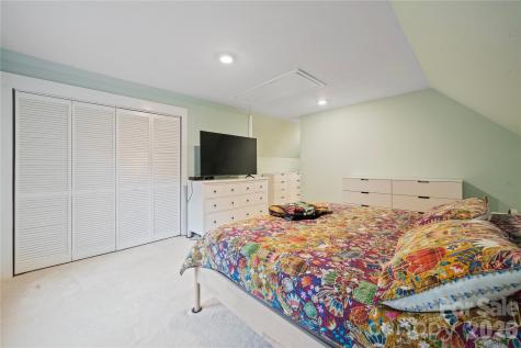 6029 Mulberry Church Road Lenoir NC 28645