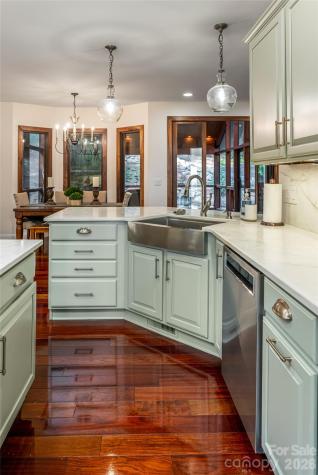 22 Rosebay Lane Asheville NC 28803