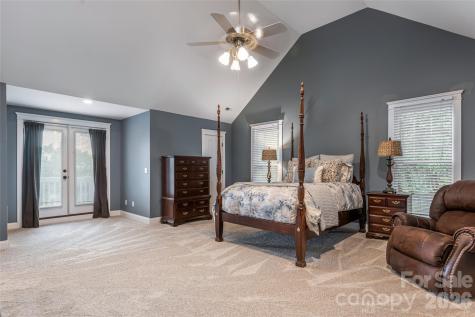 22 Rosebay Lane Asheville NC 28803