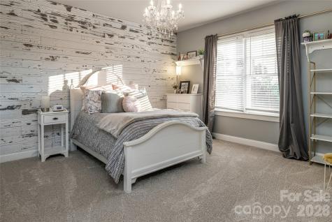 22 Rosebay Lane Asheville NC 28803