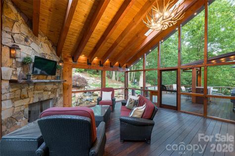 22 Rosebay Lane Asheville NC 28803