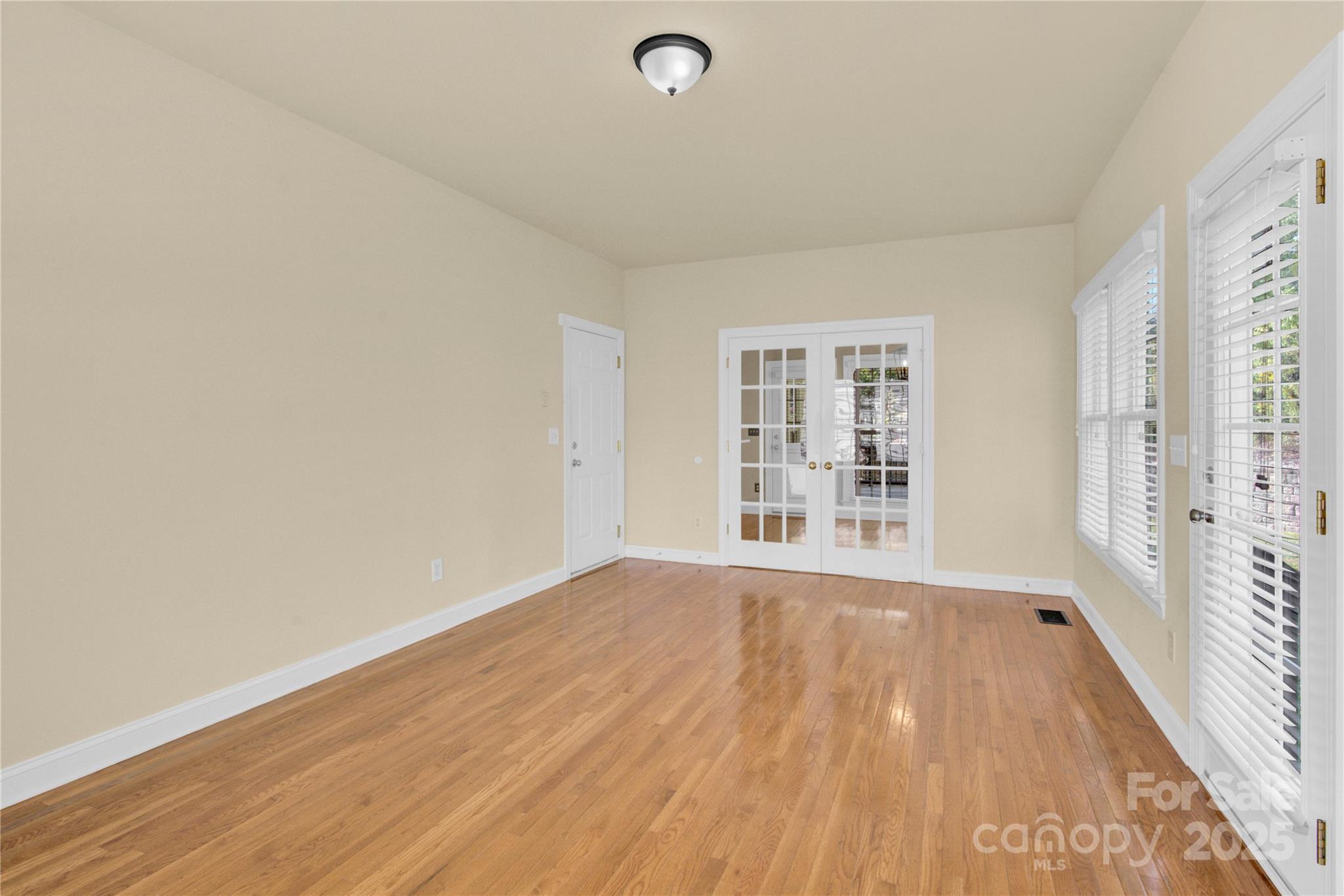 2055 Solway Lane Charlotte NC 28269