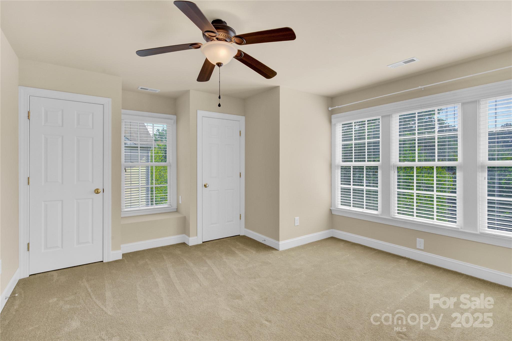2055 Solway Lane Charlotte NC 28269
