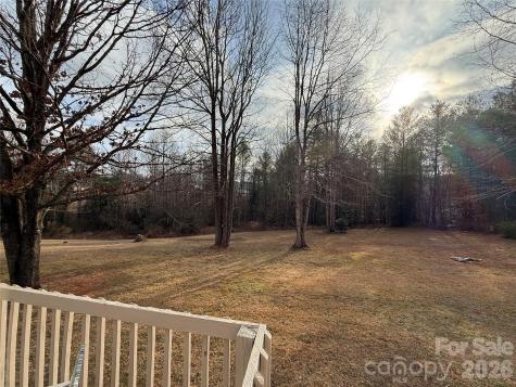 2423 Stones Throw Court Lenoir NC 28645