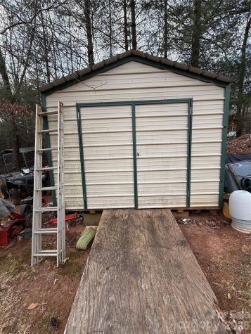 2423 Stones Throw Court Lenoir NC 28645