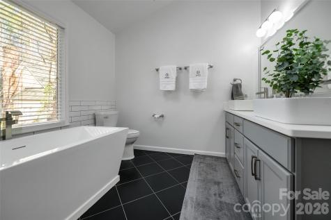 902 Hoke Trail Cramerton NC 28032