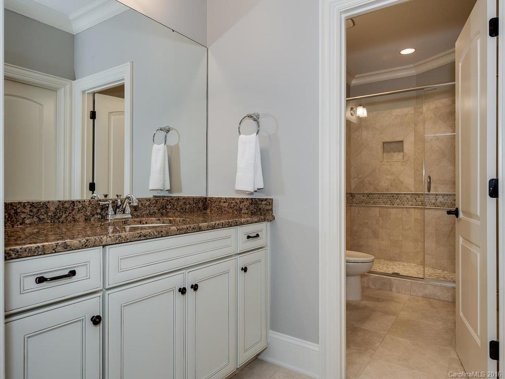 5637 Five Knolls Drive Charlotte NC 28226