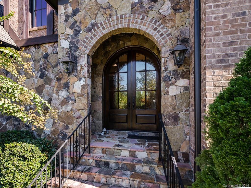 5637 Five Knolls Drive Charlotte NC 28226