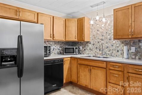128 Avon Street Mocksville NC 27028