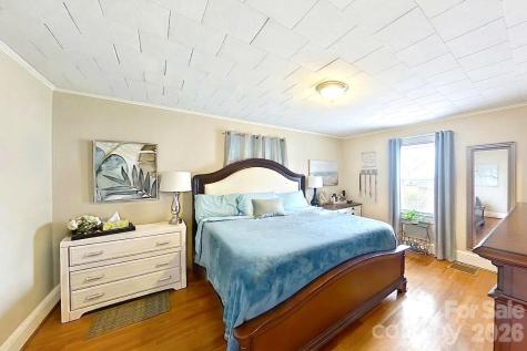 128 Avon Street Mocksville NC 27028