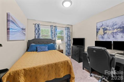 128 Avon Street Mocksville NC 27028