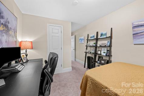 128 Avon Street Mocksville NC 27028