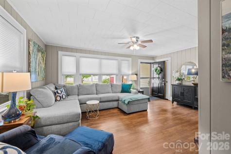 128 Avon Street Mocksville NC 27028