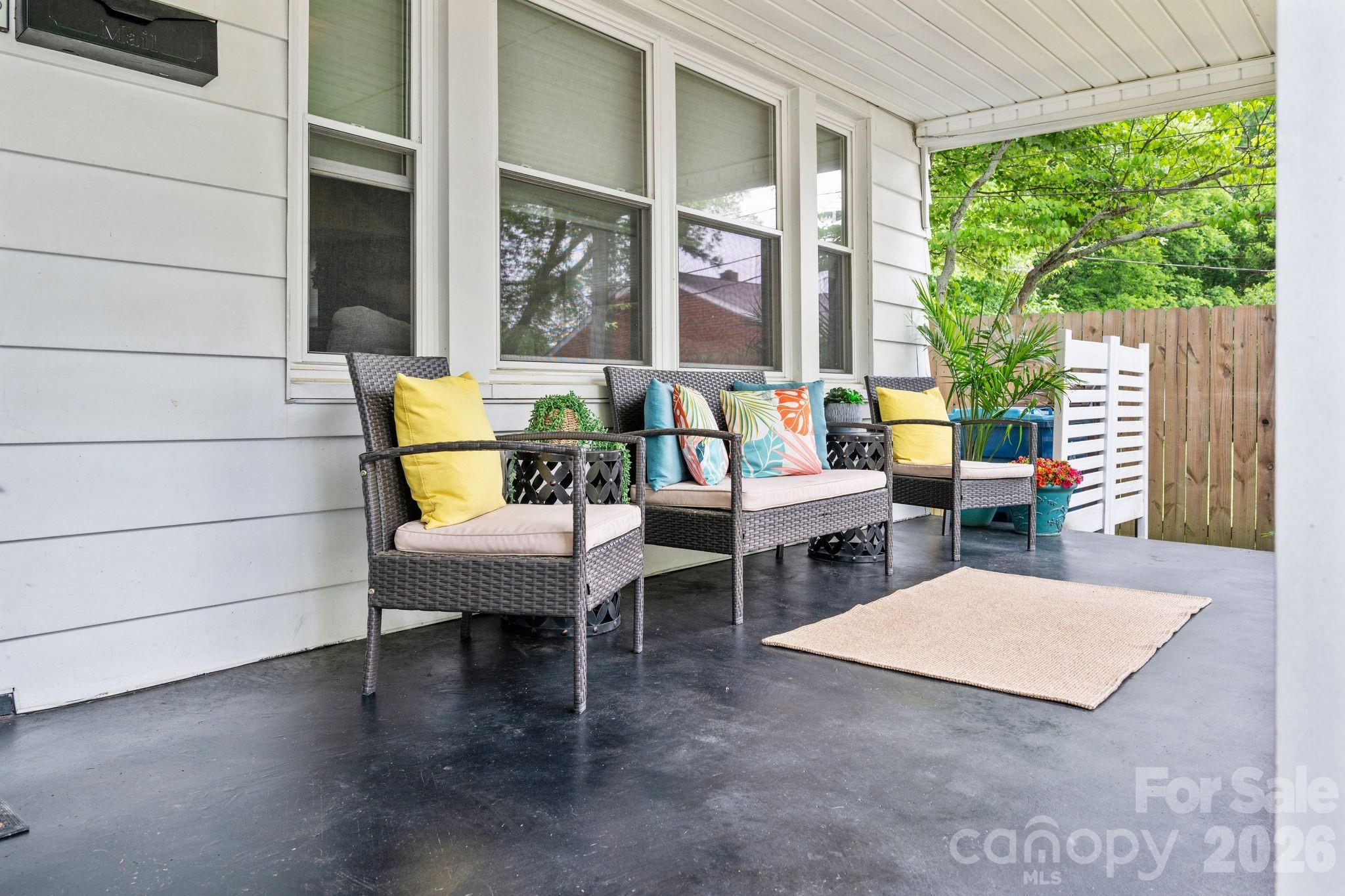 128 Avon Street Mocksville NC 27028